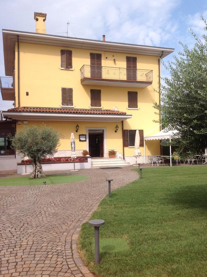 Hotel Panineria Colombera Rossa Brescia Exterior photo